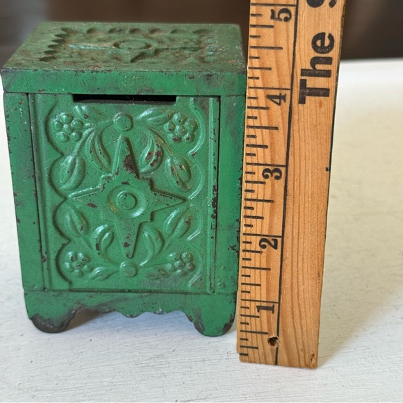 J & E Stevens Co. Cromwell Conn. Patd. 1897 Coin Bank Cast Iron Antique NO Key - Picture 8 of 10